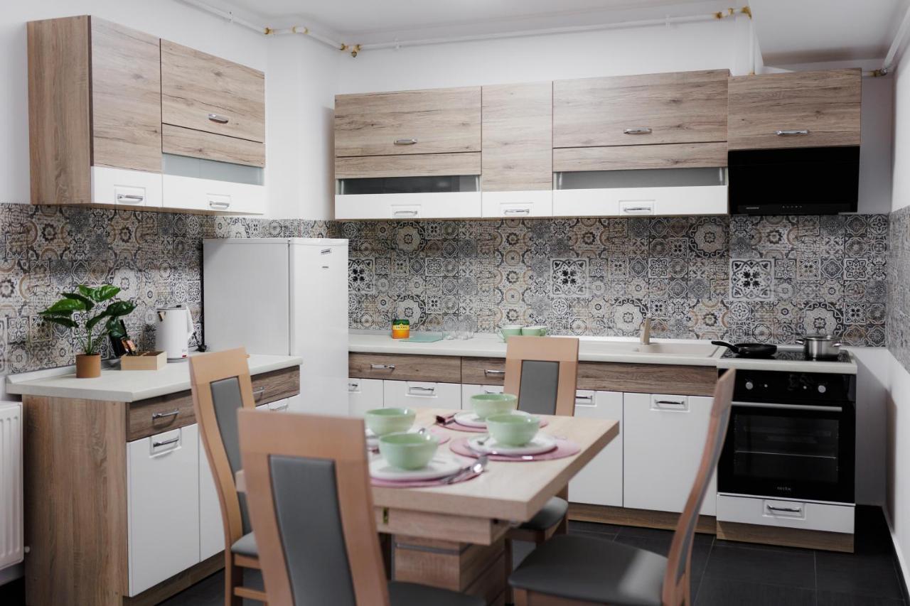 Plaza Apartment Máréfalva Kültér fotó