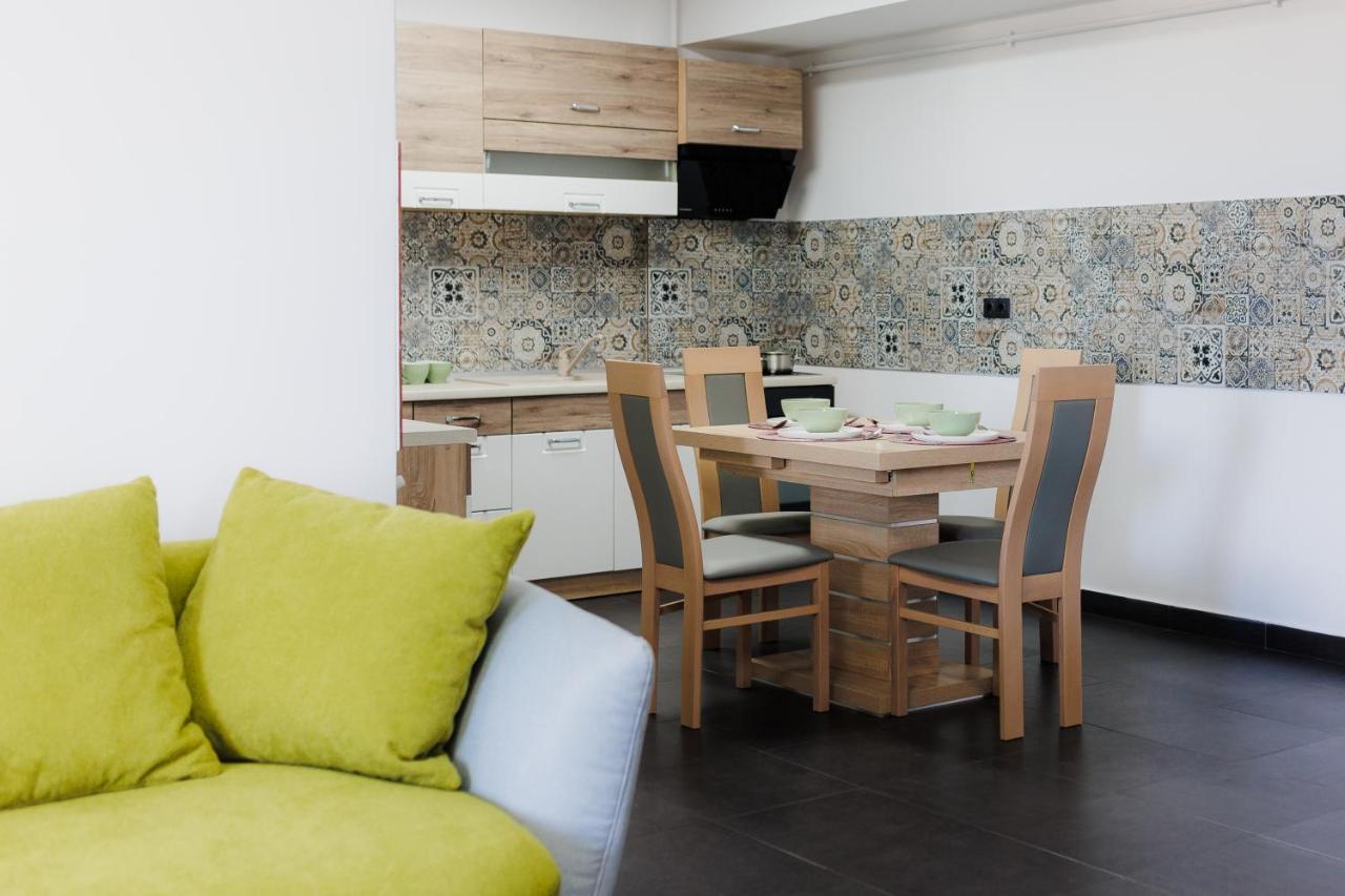 Plaza Apartment Máréfalva Kültér fotó